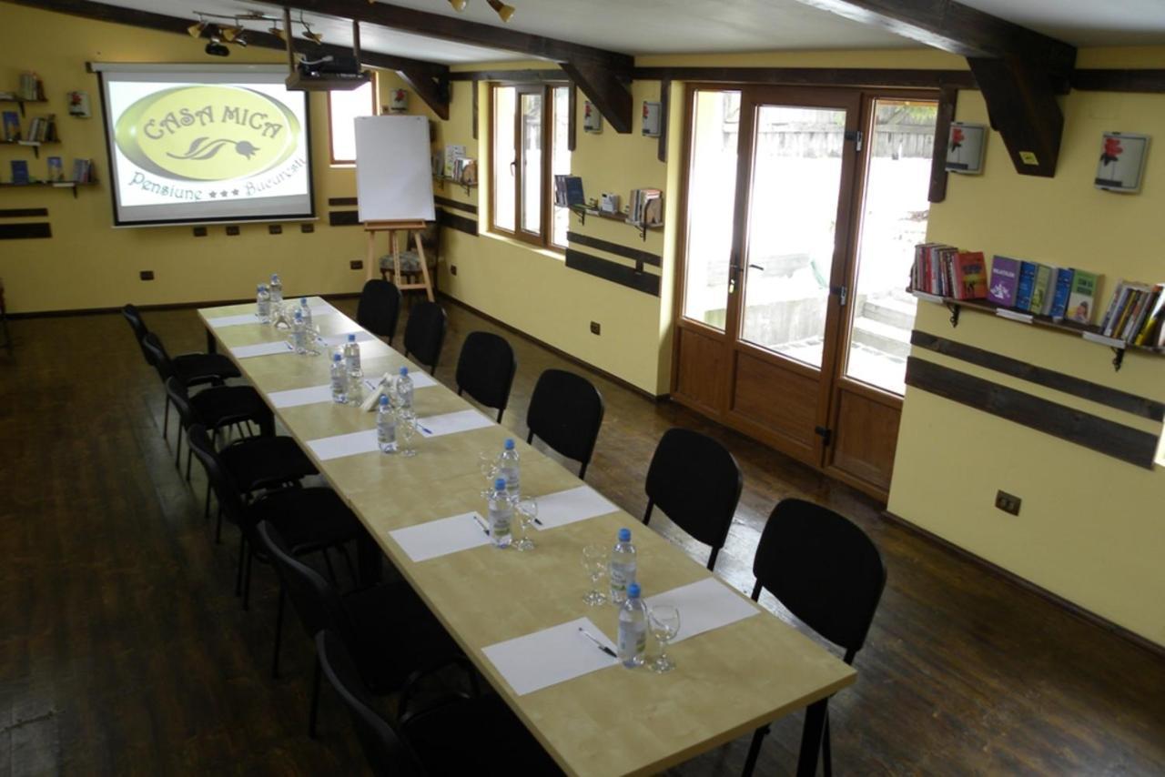 Casa Mica Guesthouse 布加勒斯特 外观 照片